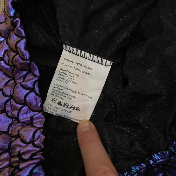 Metallic Mermaid Print Leggings - Picture 2 of 4